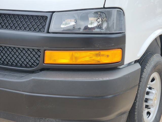 New 2026 Chevrolet Express 3500 LS RWD image 15