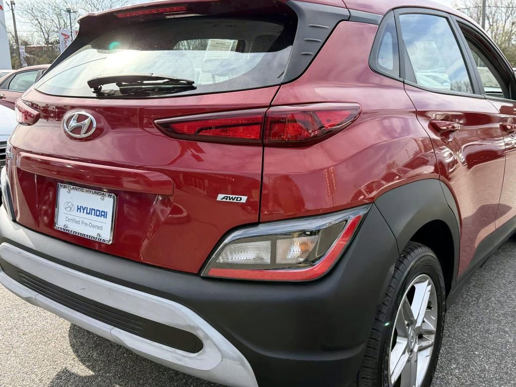 Certified 2022 Hyundai Kona SE image 6