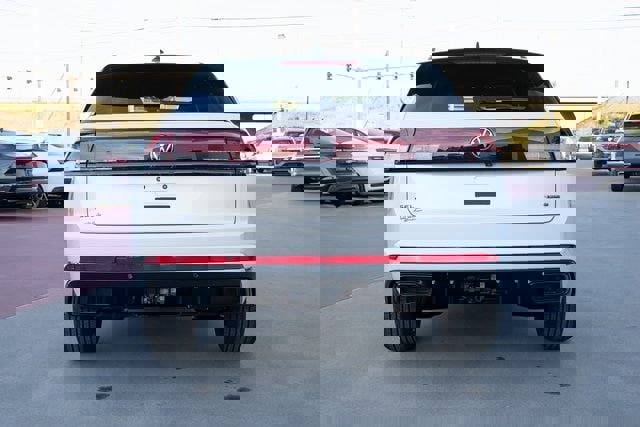 New 2026 Volkswagen Atlas Cross Sport SEL R-Line image 5