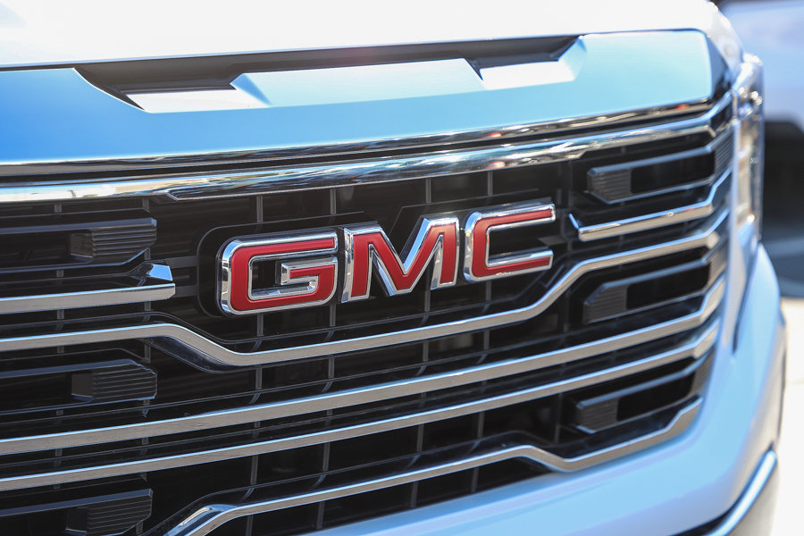 Used 2026 GMC Sierra 1500 SLT RWD image 5