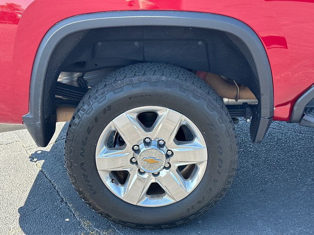 Used 2023 Chevrolet Silverado 2500 LTZ AWD/4WD image 17