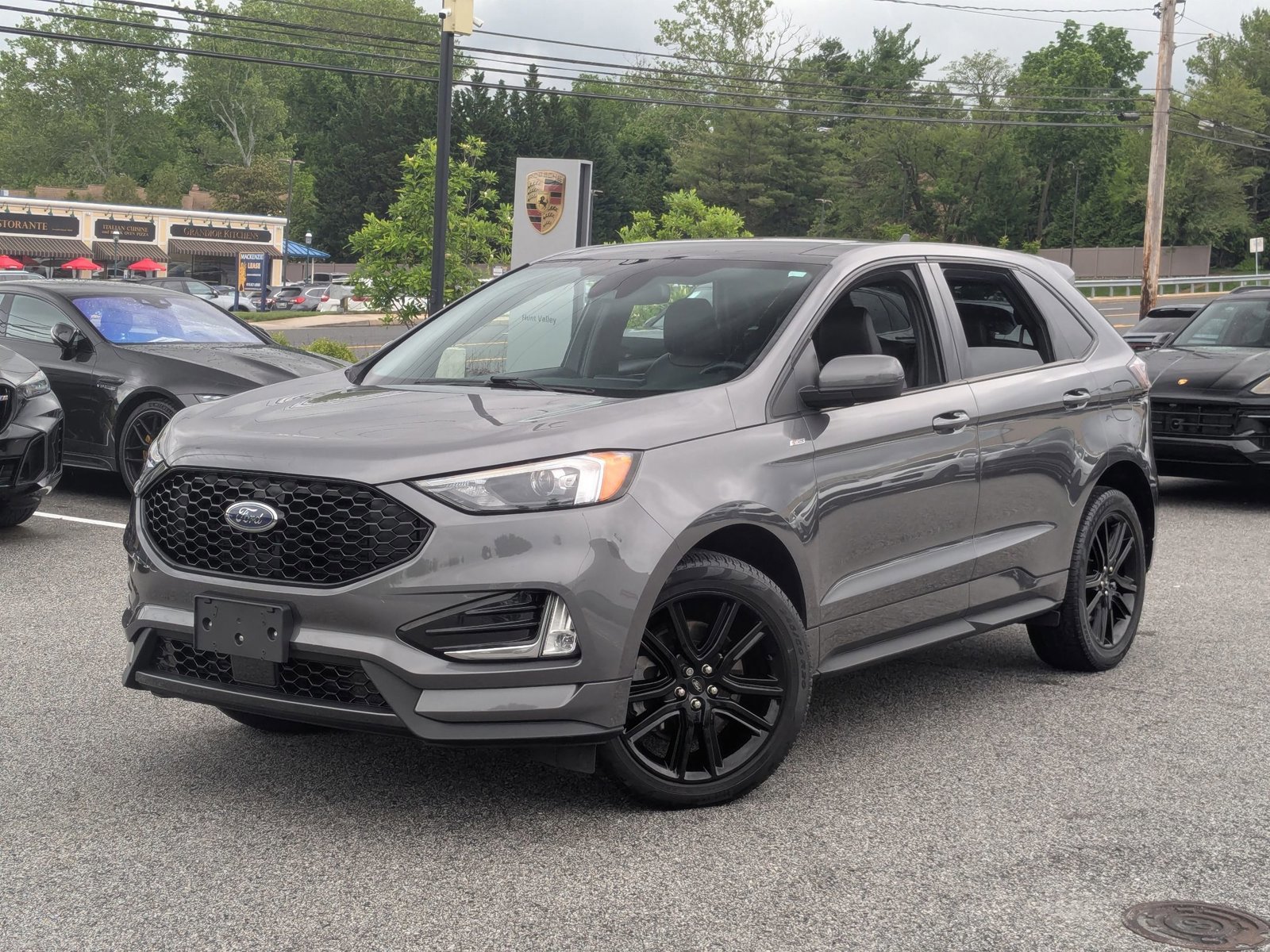 Used 2023 Ford Edge ST-Line w/ Class II Trailer Tow Package