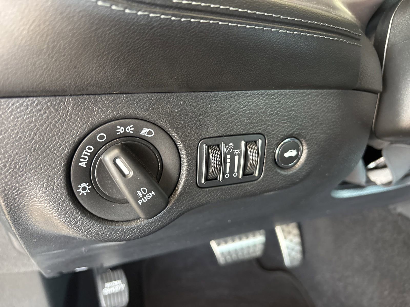 Used 2023 Dodge Challenger R/T w/ T/A Package RWD image 15