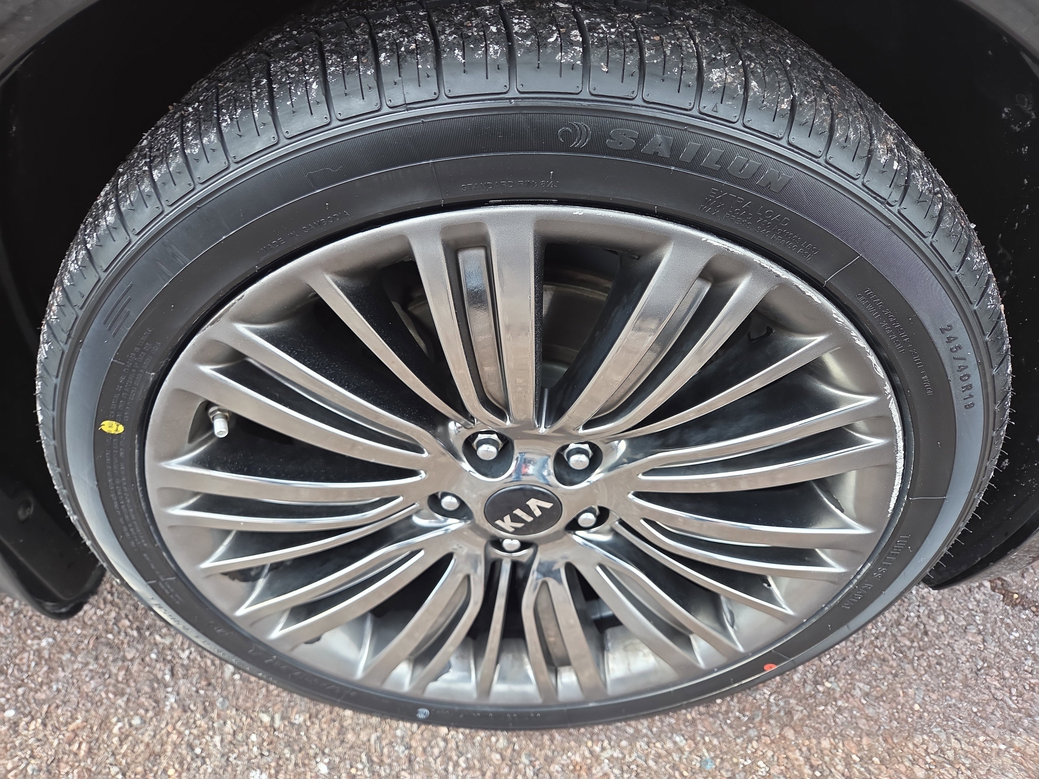 Used 2014 Kia Cadenza Limited image 8