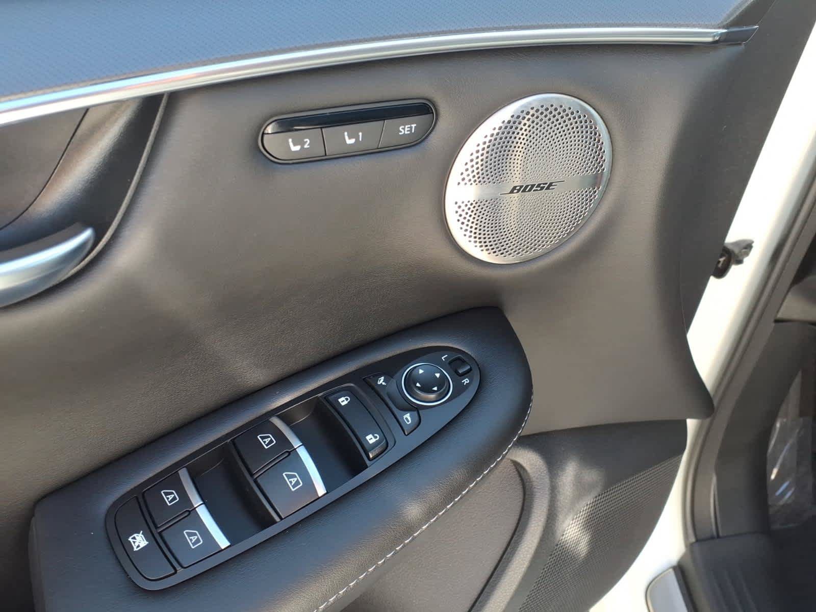 Certified 2024 INFINITI QX50 Luxe AWD/4WD image 17