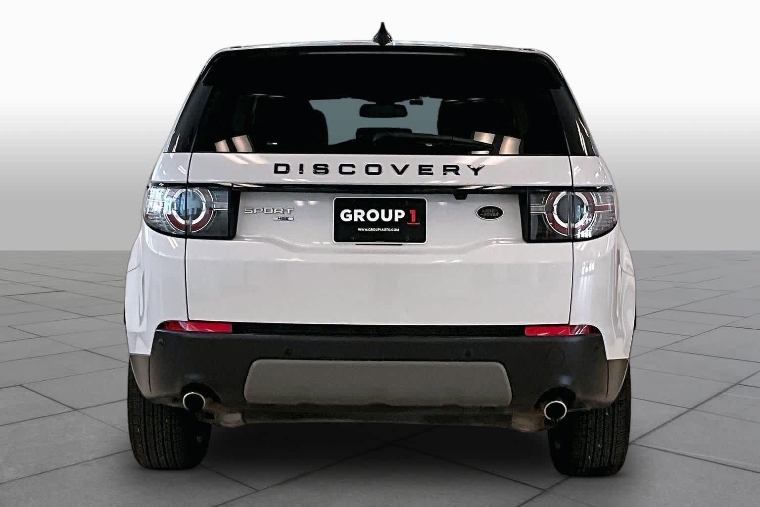 Used 2017 Land Rover Discovery Sport HSE AWD/4WD image 4