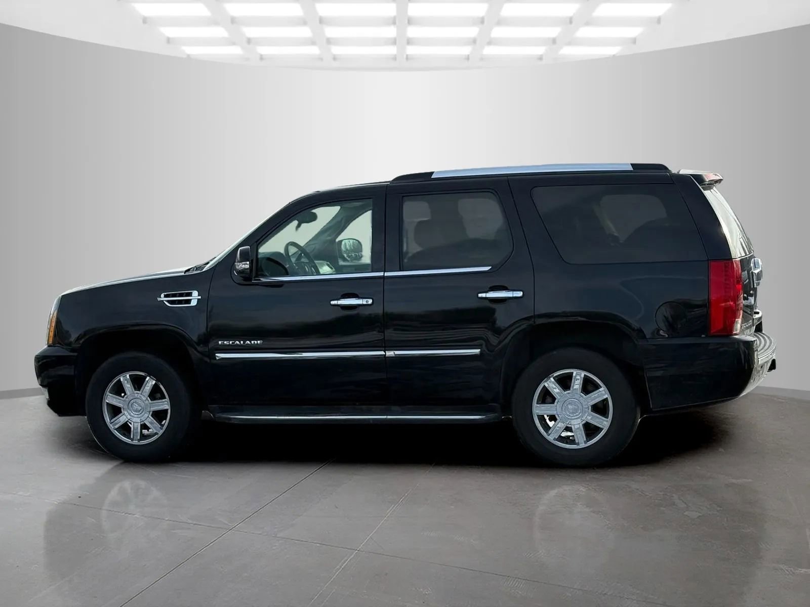Used 2007 Cadillac Escalade AWD w/ Climate Package image 8