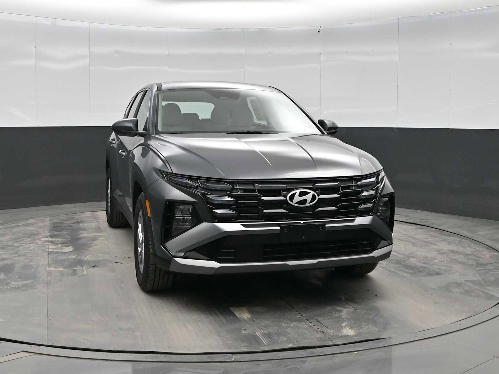 New 2026 Hyundai Tucson SE image 2