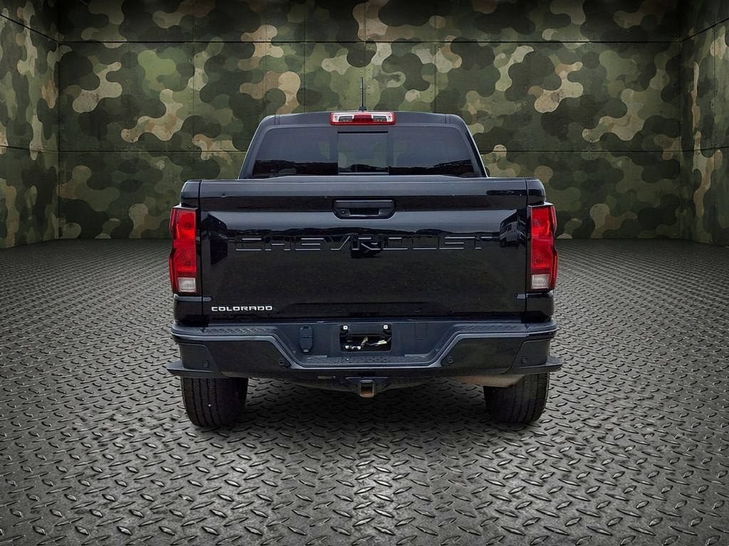 Used 2024 Chevrolet Colorado Trail Boss w/ Safety Package AWD/4WD image 4