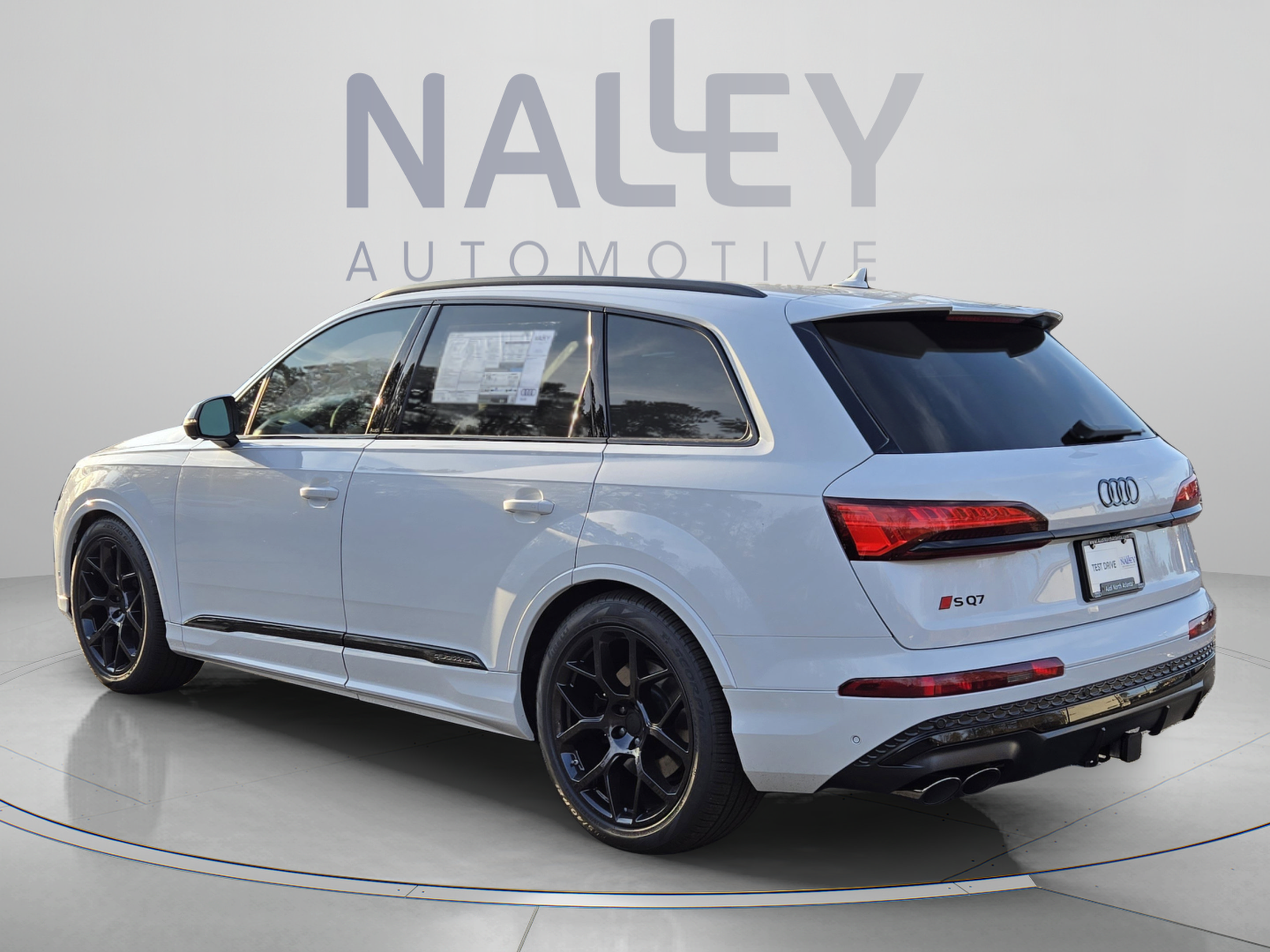 New 2026 Audi SQ7 Premium Plus AWD/4WD image 4