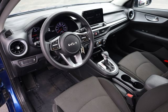 Used 2023 Kia Forte LXS image 10