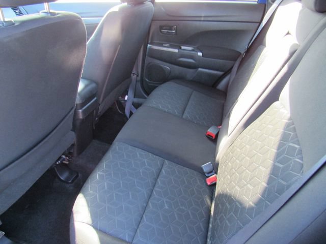Used 2020 Mitsubishi Outlander Sport SE AWD/4WD image 15