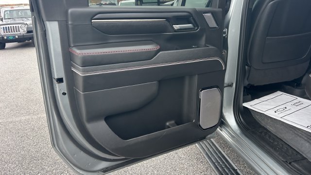 Certified 2025 GMC Sierra 2500 AT4X w/ AT4X AEV Edition AWD/4WD image 29