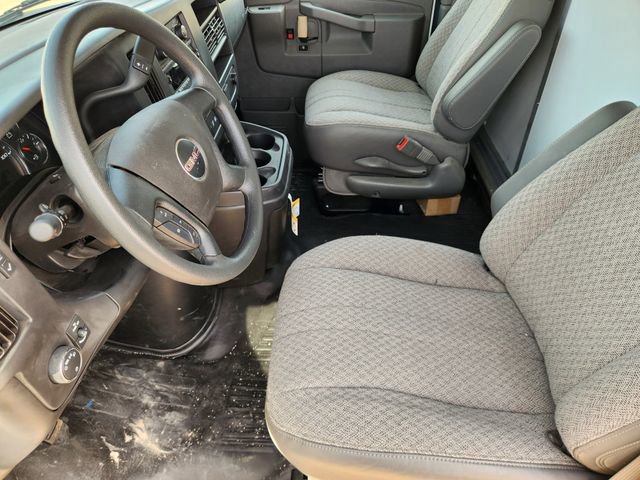 New 2025 GMC Savana 3500 w/ Power Convenience Package image 22