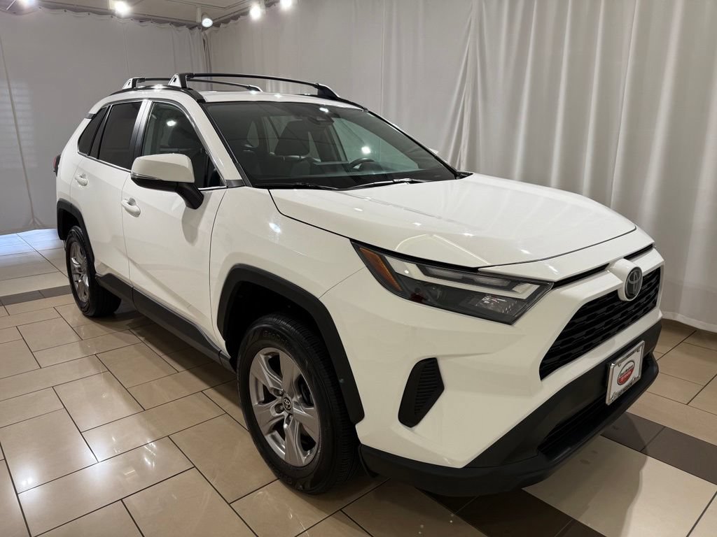 Used 2022 Toyota RAV4 XLE w/ Convenience Package AWD/4WD image 6