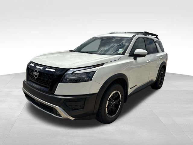 Used 2024 Nissan Pathfinder Rock Creek AWD/4WD image 3