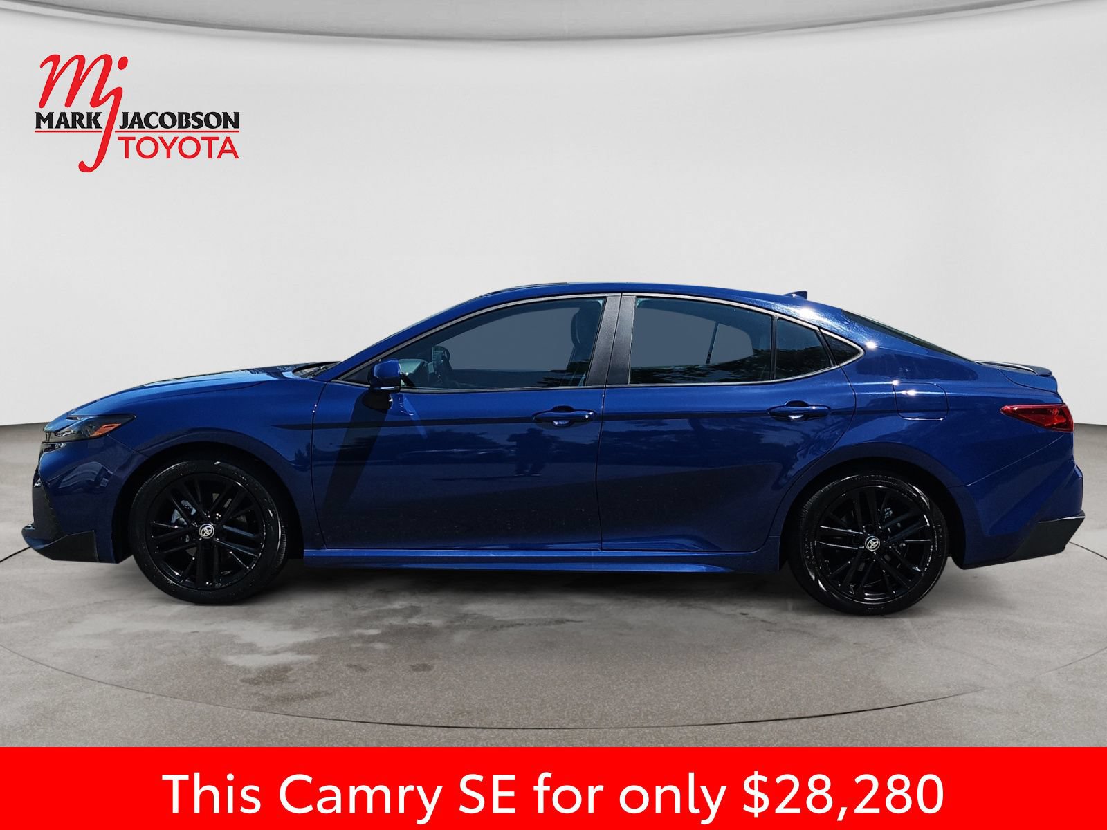 Used 2025 Toyota Camry SE FWD image 15
