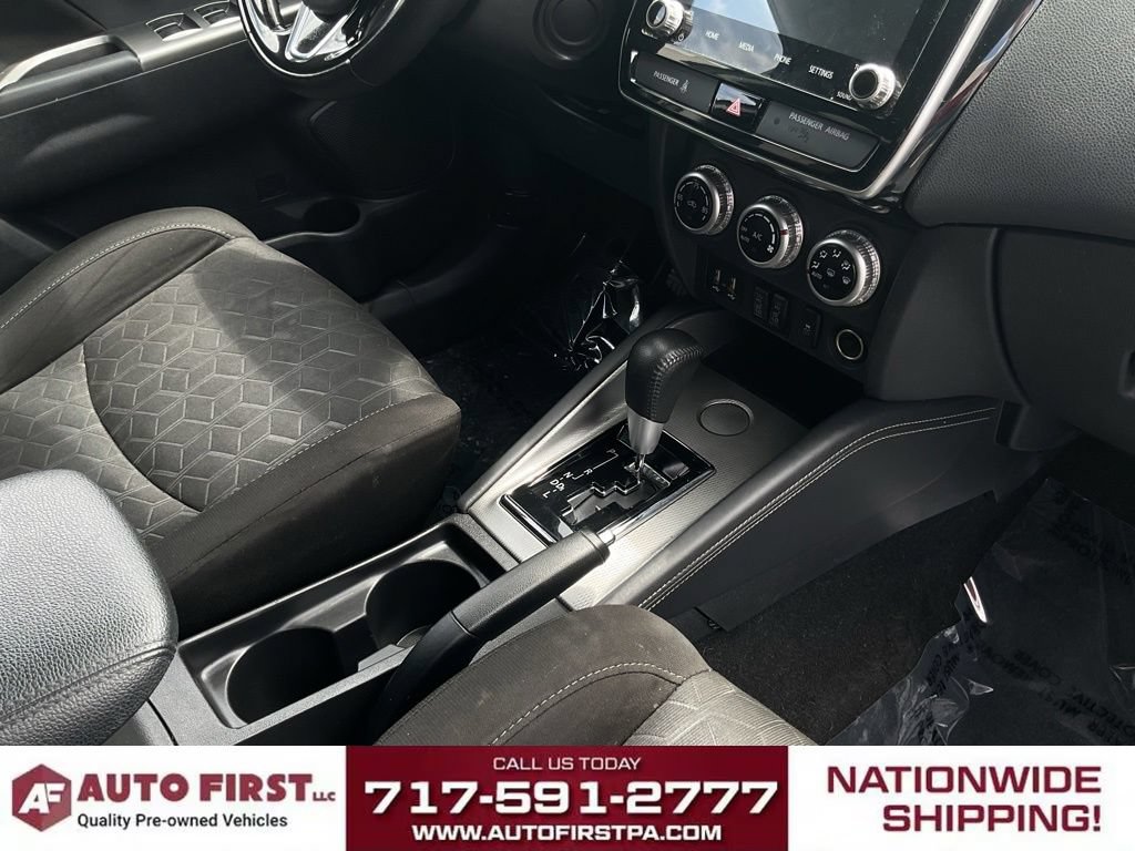 Used 2020 Mitsubishi Outlander Sport SE FWD image 13