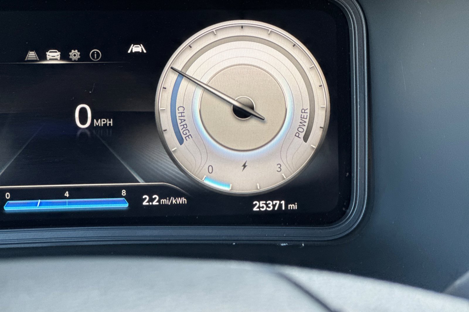 Used 2023 Hyundai Kona SE w/ Cargo Package image 30