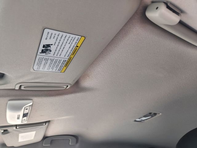 Used 2020 Nissan Versa S FWD image 18