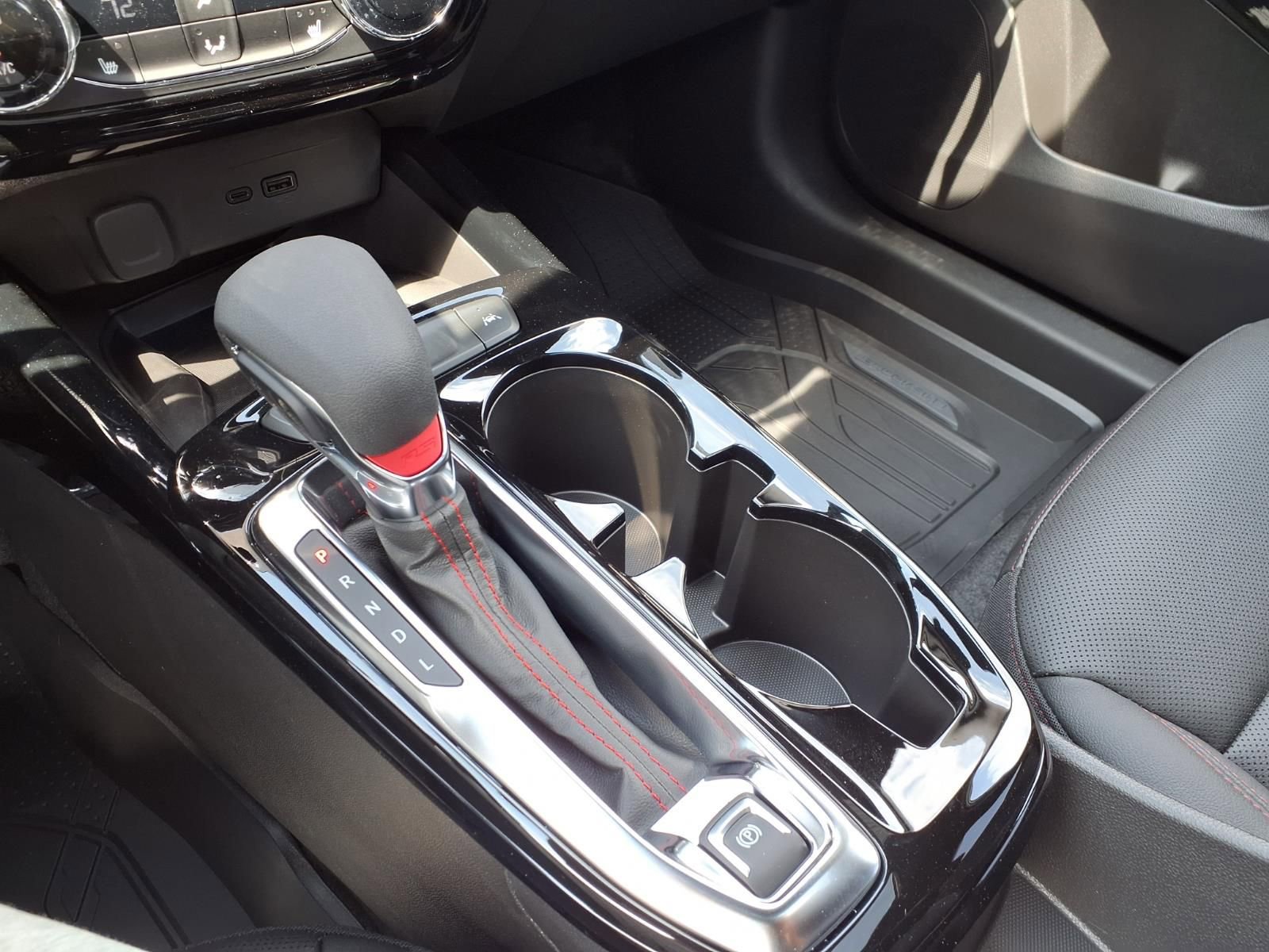 New 2026 Chevrolet Trax RS FWD image 6