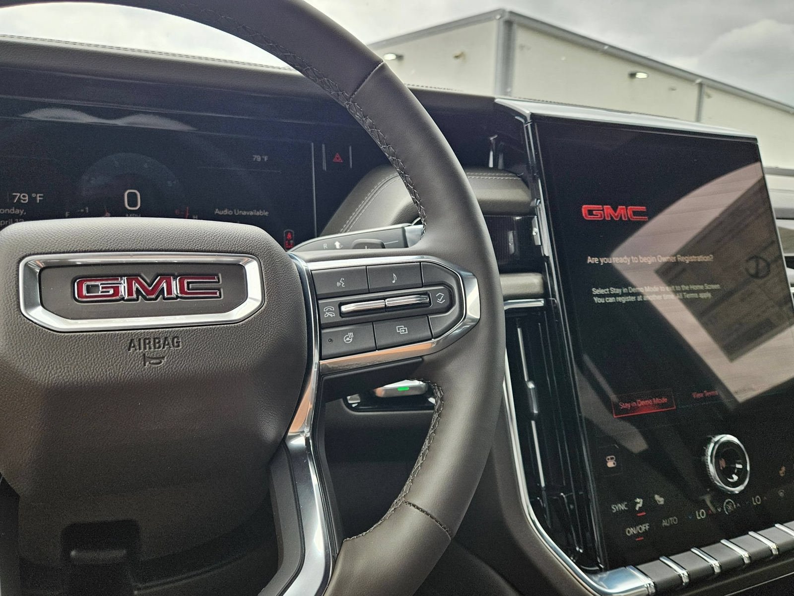 New 2026 GMC Yukon Elevation AWD/4WD image 13