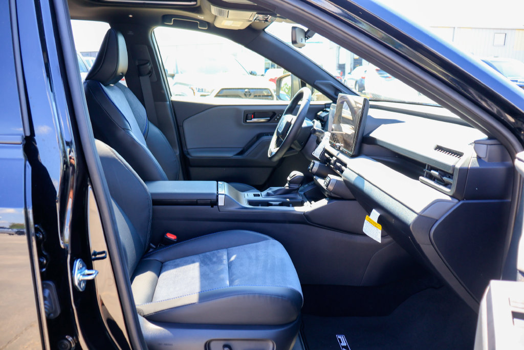 Used 2026 Toyota RAV4 XSE w/ Weather Package AWD/4WD image 10