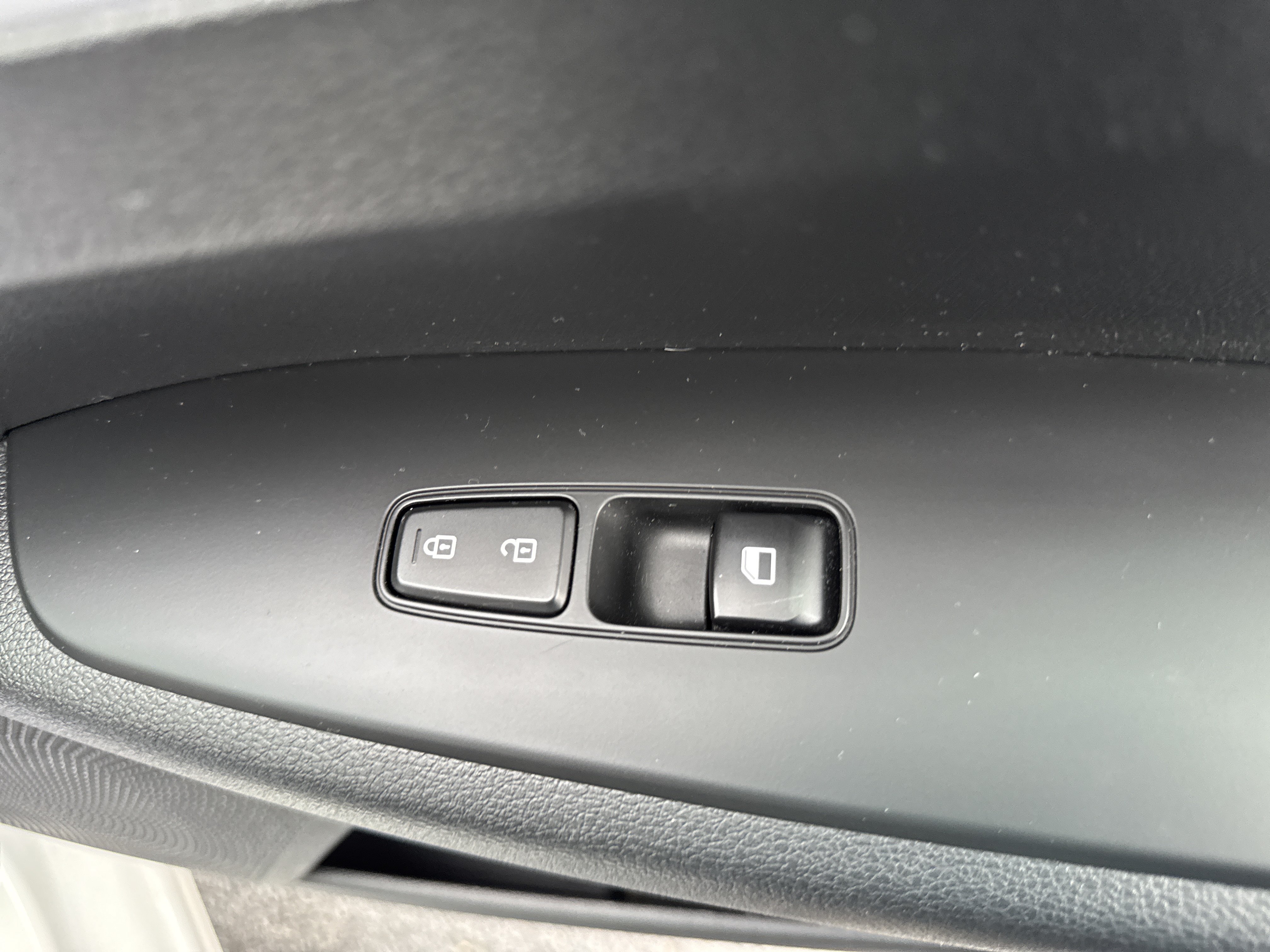 Used 2024 Kia Forte LXS FWD image 21