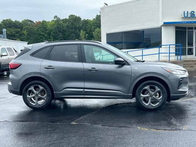 Used 2024 Ford Escape ST-Line w/ Tech Pack #1 AWD/4WD image 16