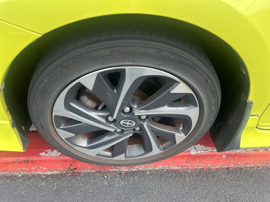 Used 2016 Scion iM FWD image 22