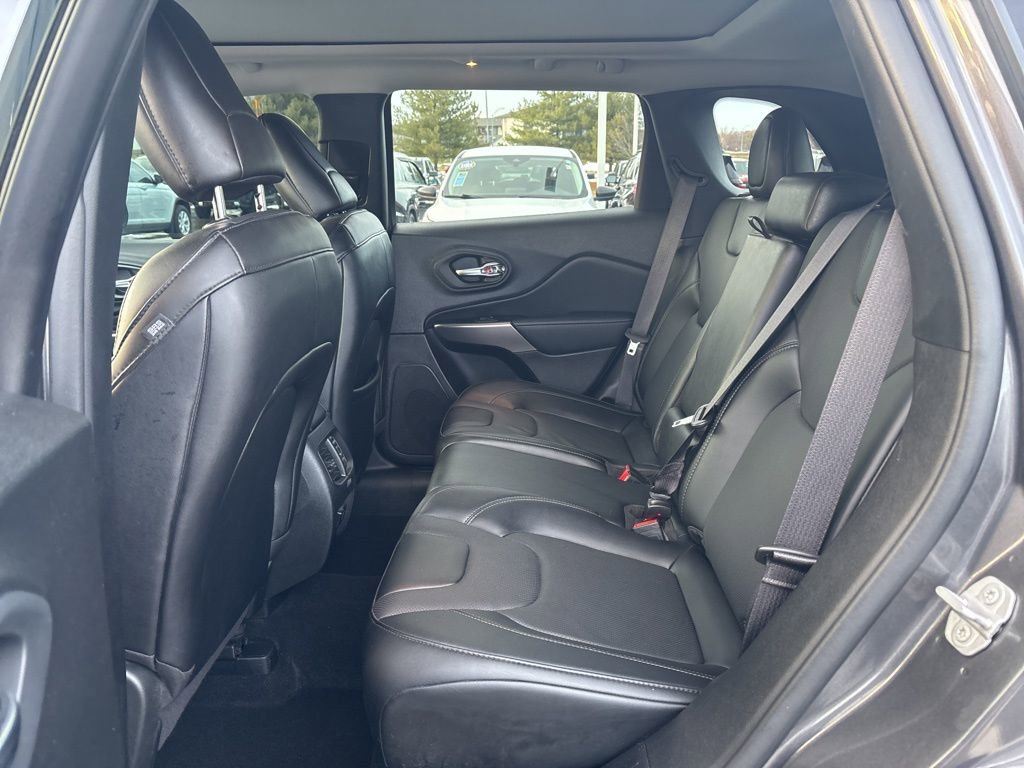 Used 2022 Jeep Cherokee Limited w/ Sun & Sound Group image 36