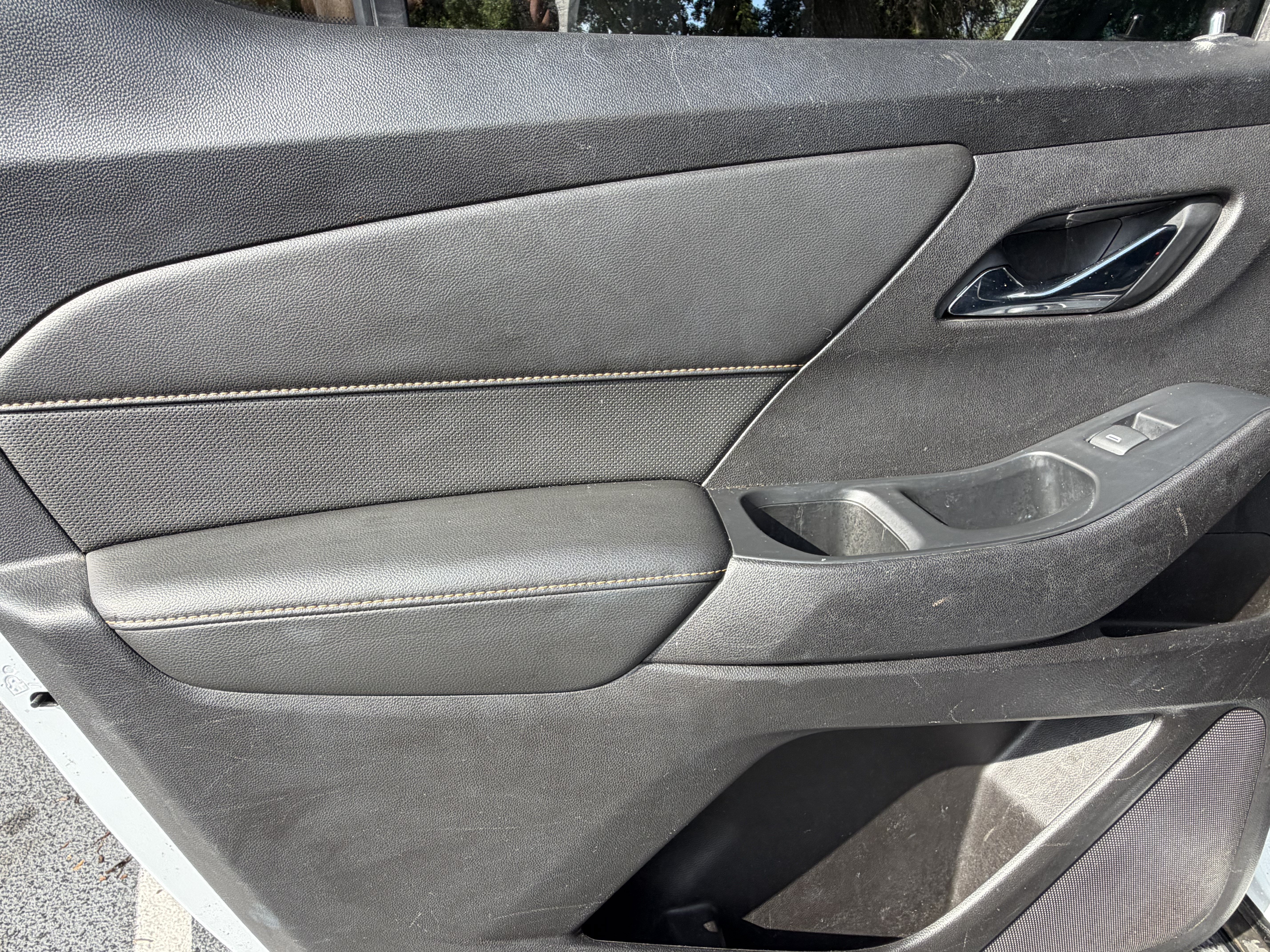 Used 2018 Chevrolet Traverse Premier w/ Redline Edition FWD image 30