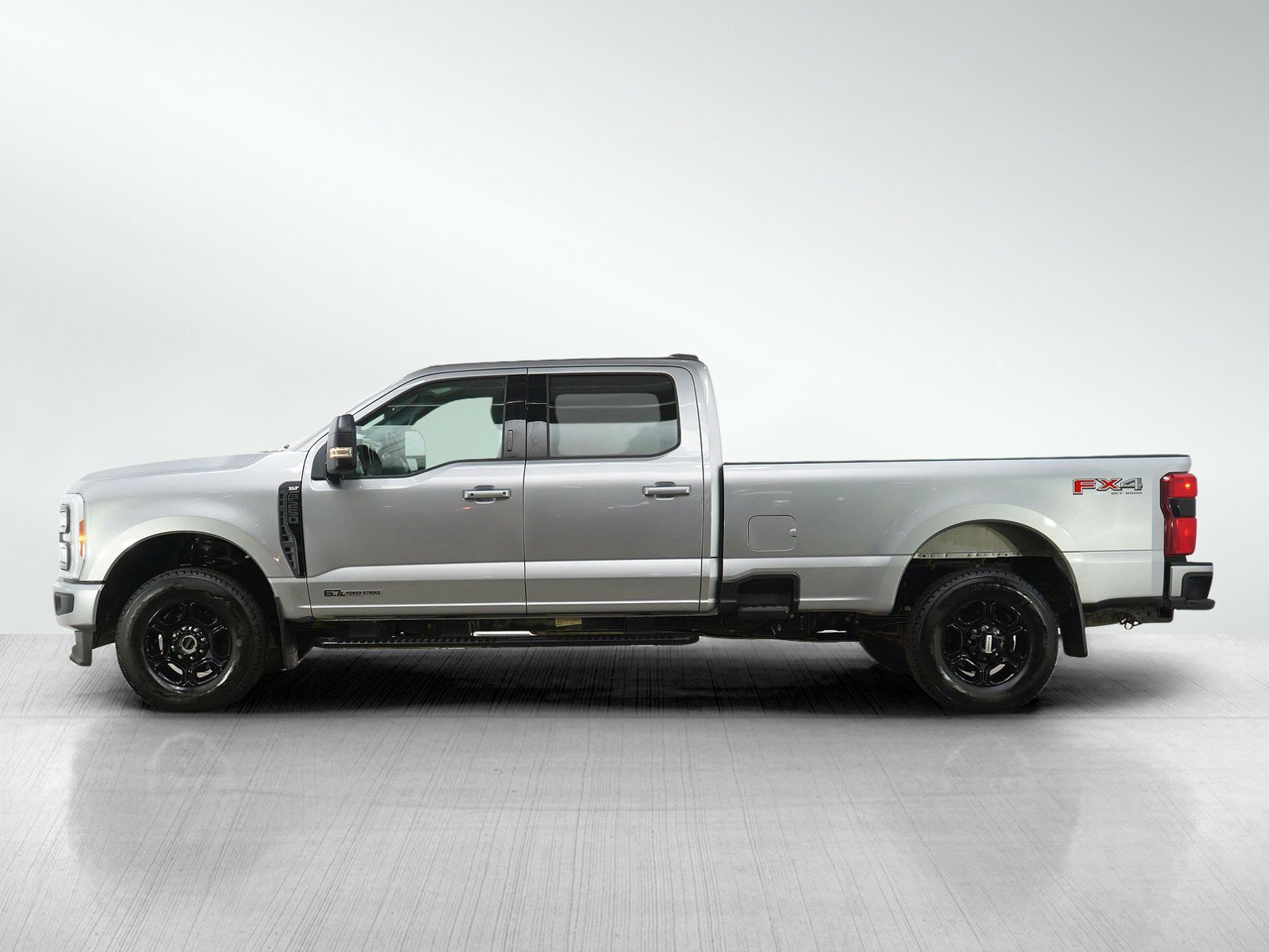 Used 2023 Ford F250 XLT w/ XLT Premium Package image 2