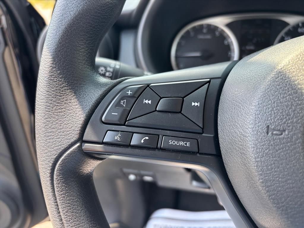 Used 2025 Nissan Kicks Play S FWD image 15