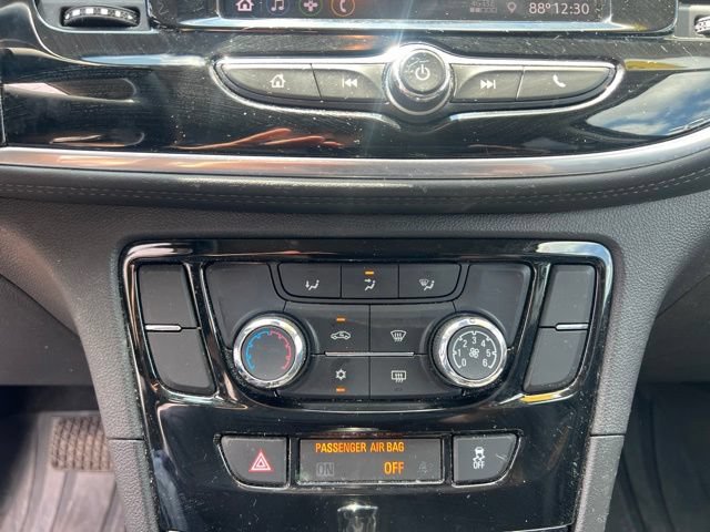 Used 2022 Buick Encore Preferred w/ Safety Package AWD/4WD image 28