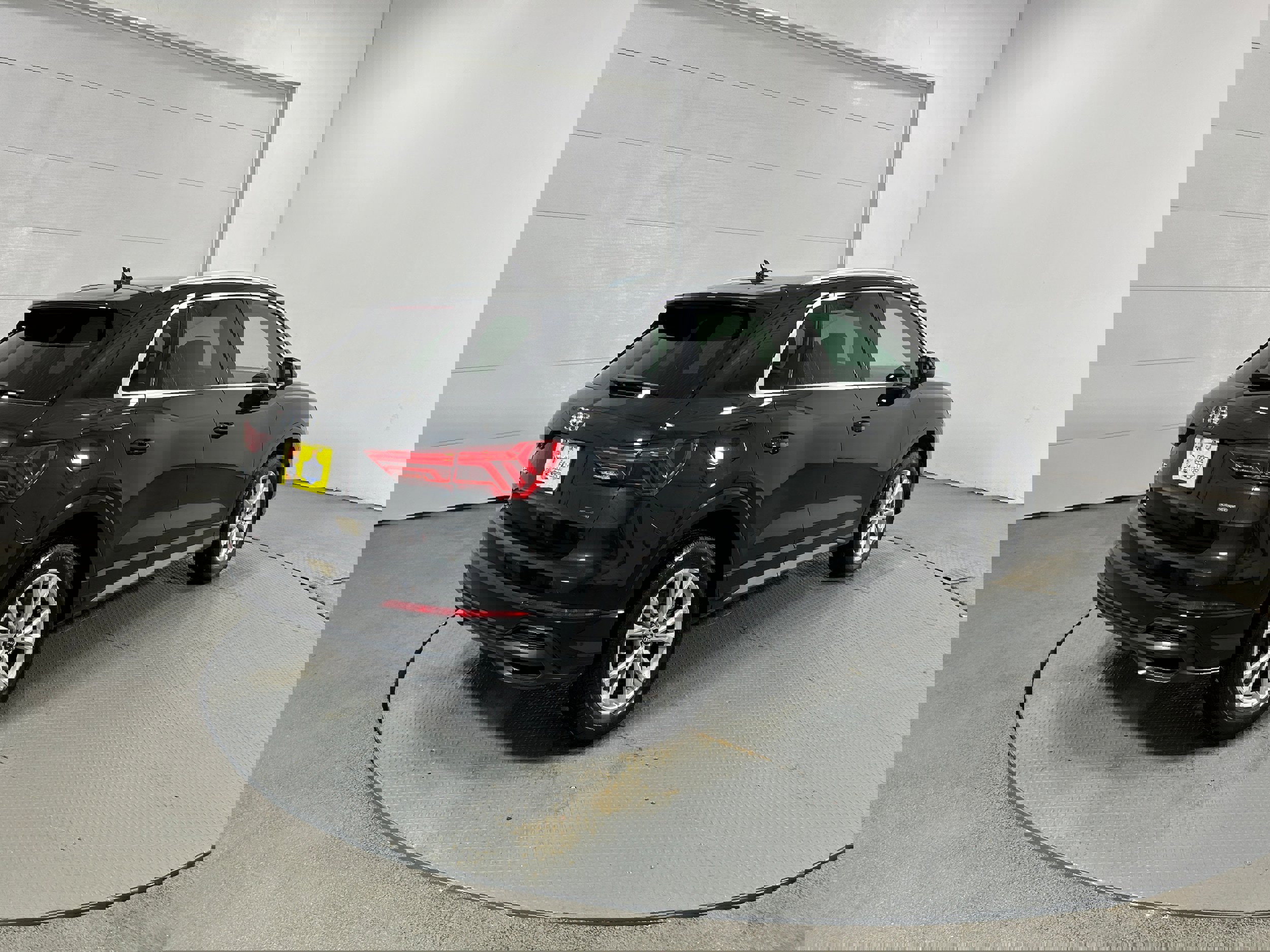 Used 2021 Audi Q3 2.0T Premium w/ Convenience Package image 33