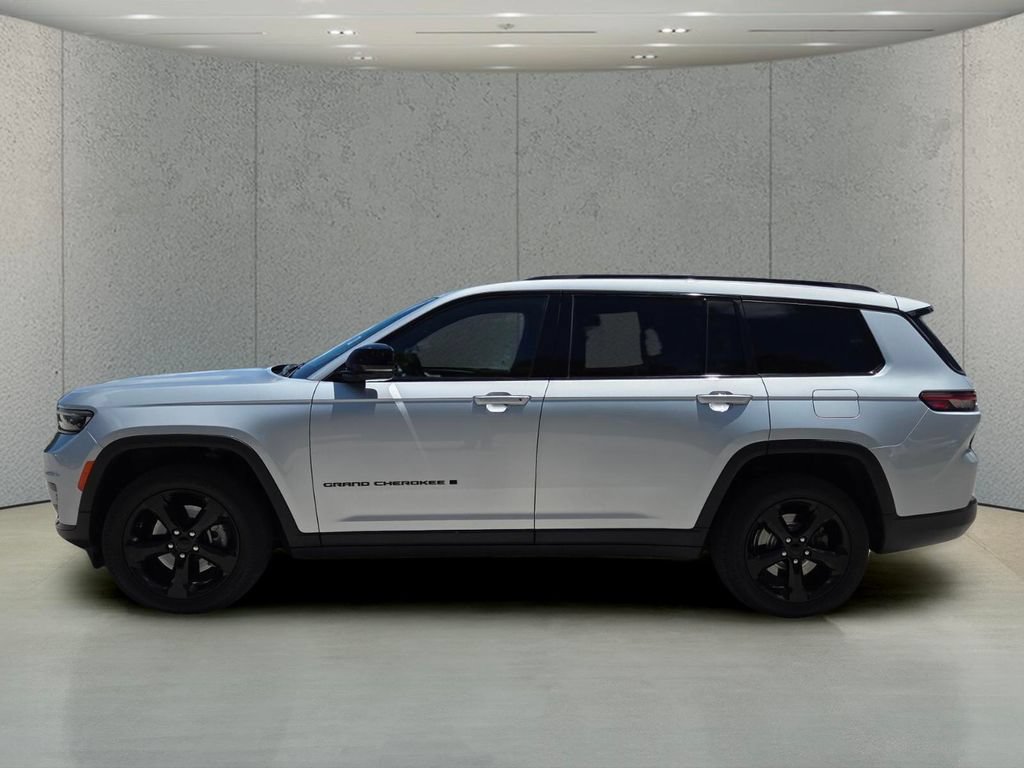 Used 2021 Jeep Grand Cherokee L Laredo AWD/4WD image 9