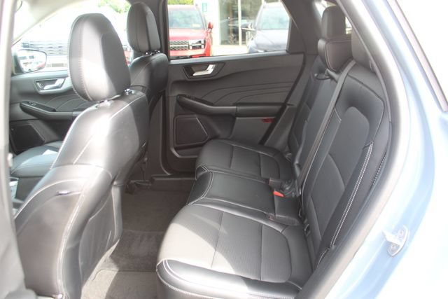 Used 2024 Ford Escape Platinum AWD/4WD image 25