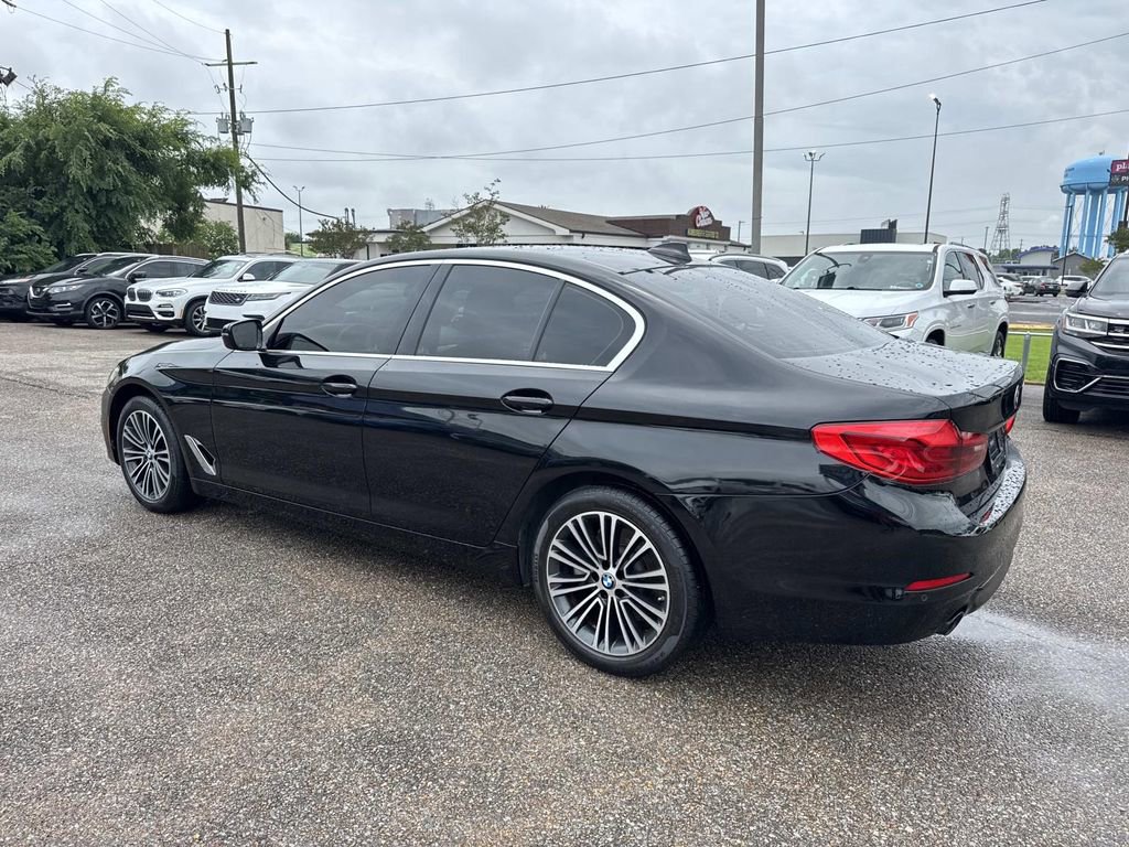 Used 2020 BMW 530i w/ Convenience Package RWD image 5