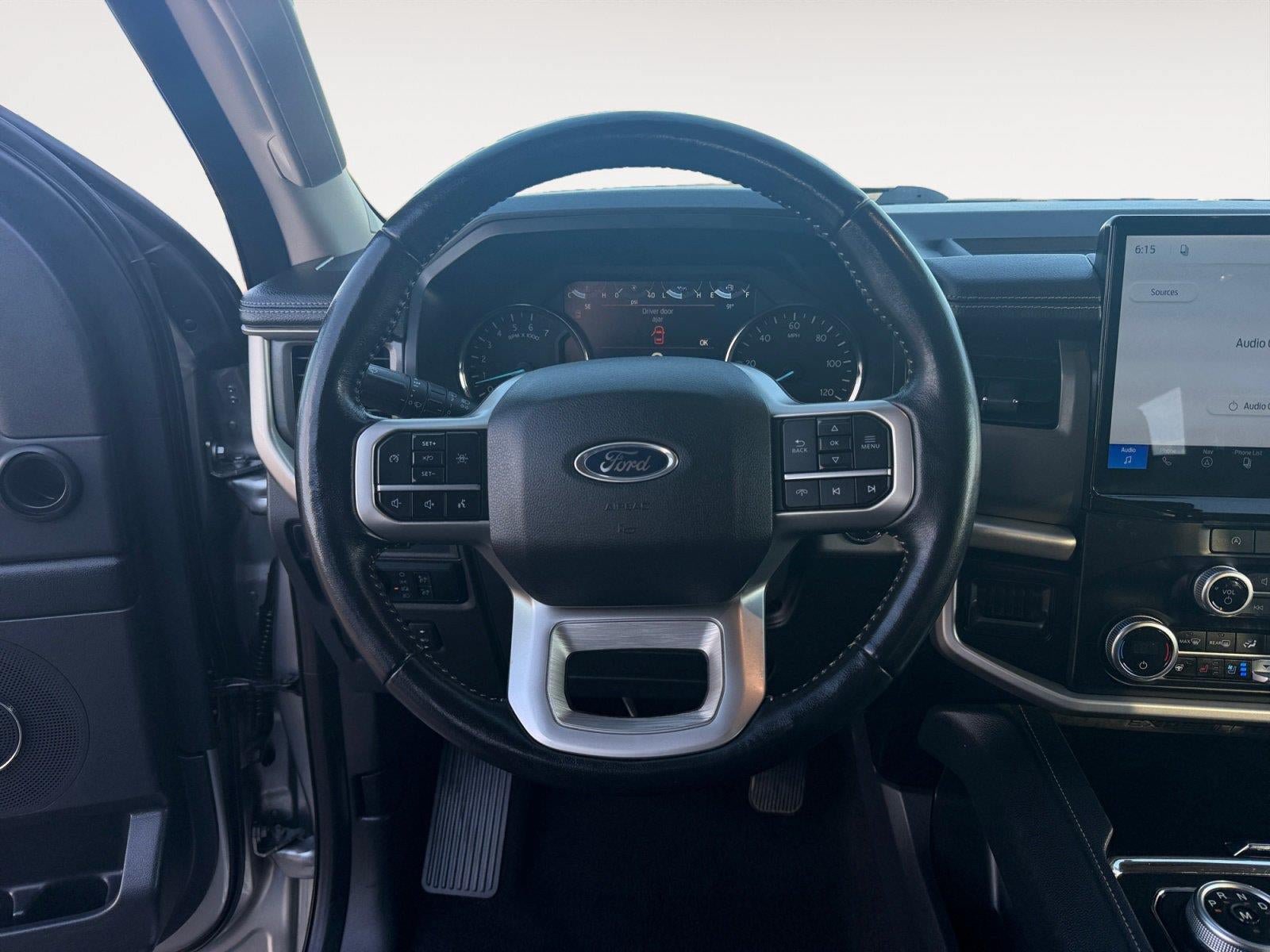 Used 2024 Ford Expedition XLT AWD/4WD image 12