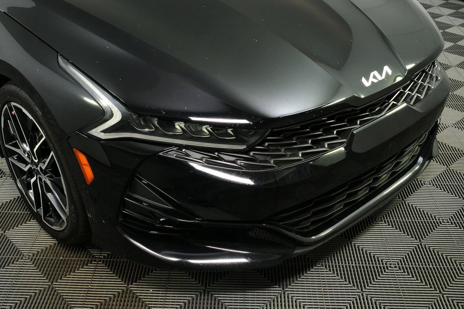 Used 2023 Kia K5 GT FWD image 34