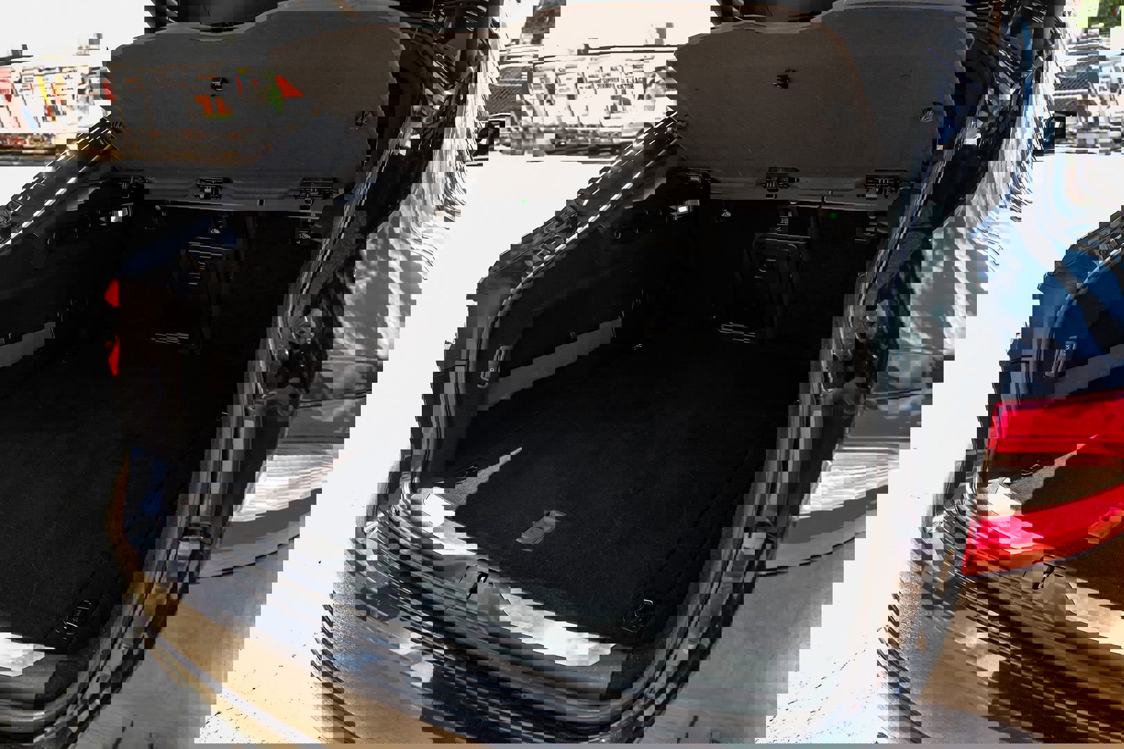 Used 2019 Maserati Levante S GranLusso image 46