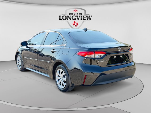 Certified 2023 Toyota Corolla LE FWD image 3