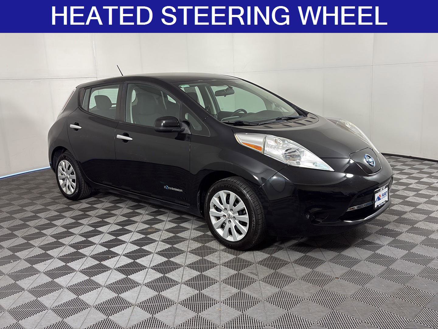 Used 2015 Nissan Leaf S w/ Charge Package image 2