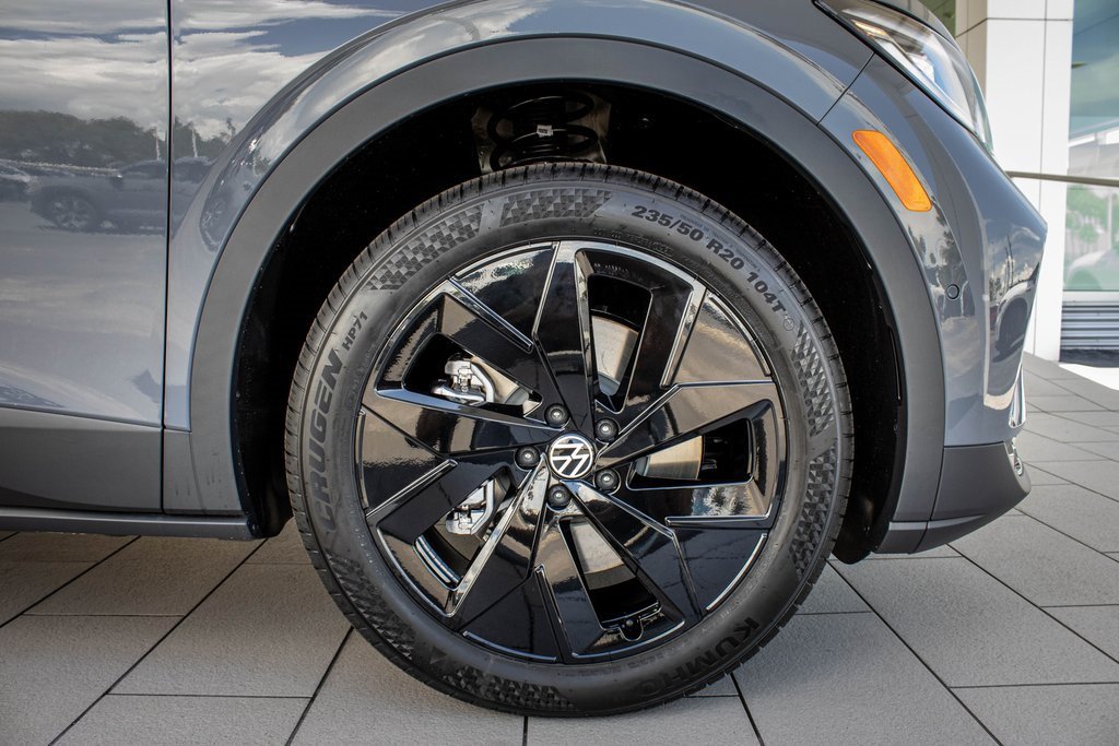 New 2025 Volkswagen ID.4 Pro S Plus image 22