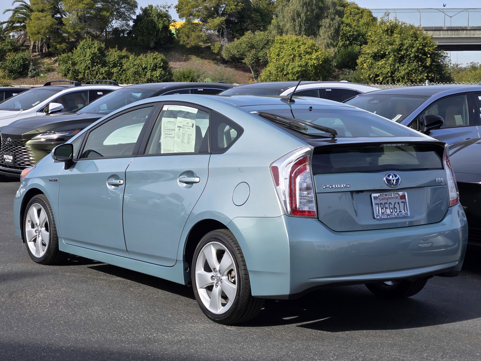 Used 2013 Toyota Prius Five image 6