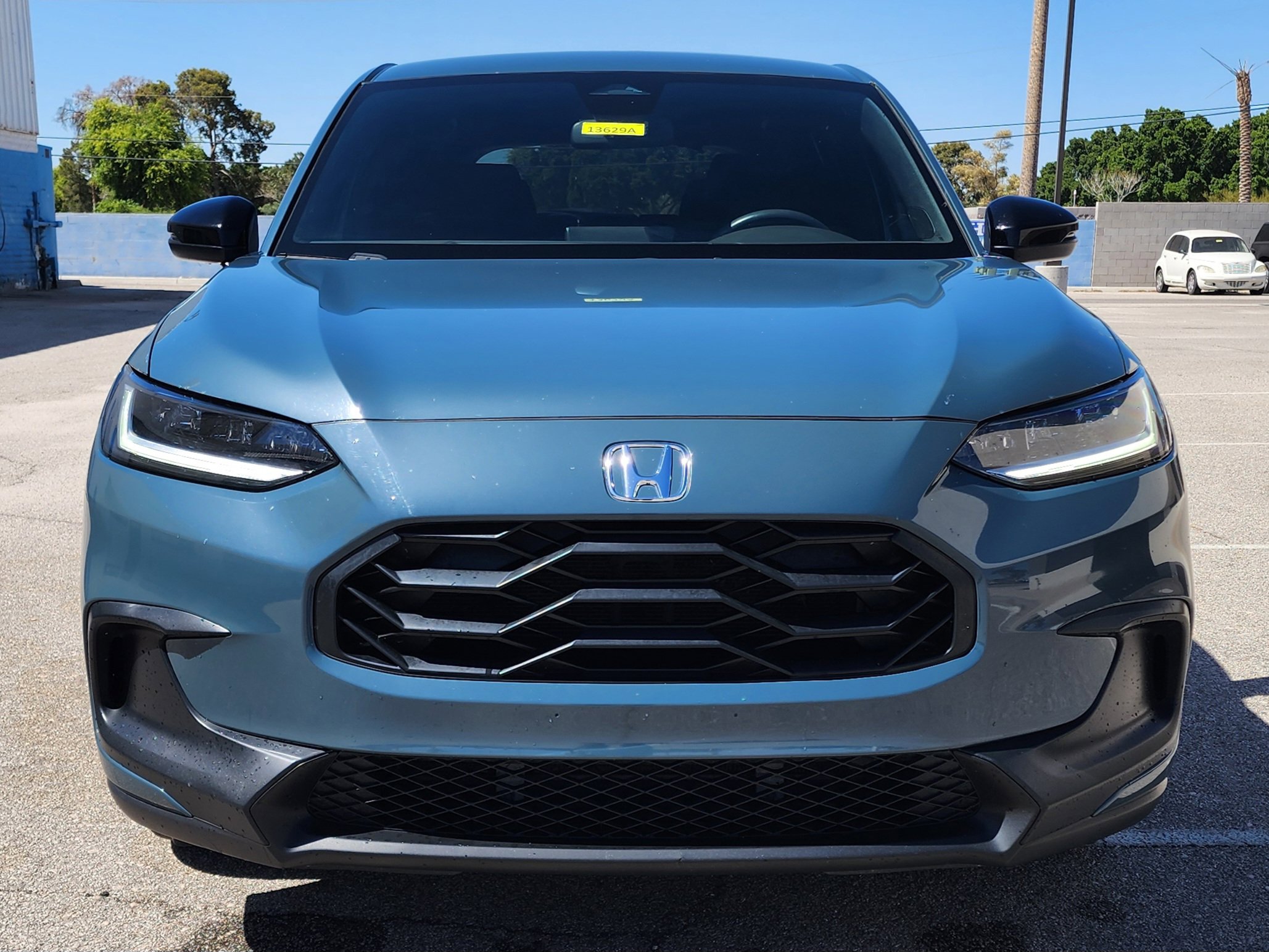 Used 2023 Honda HR-V Sport image 2
