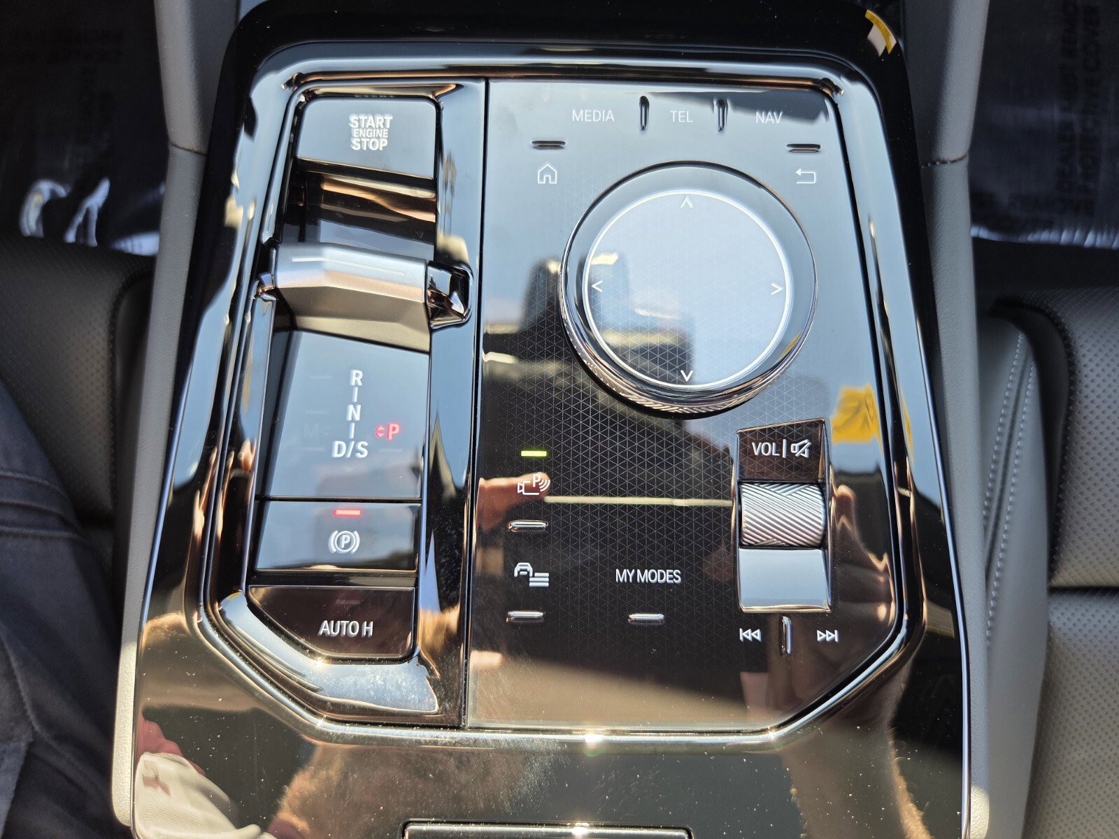 New 2026 BMW 530i xDrive w/ M Sport Package image 24