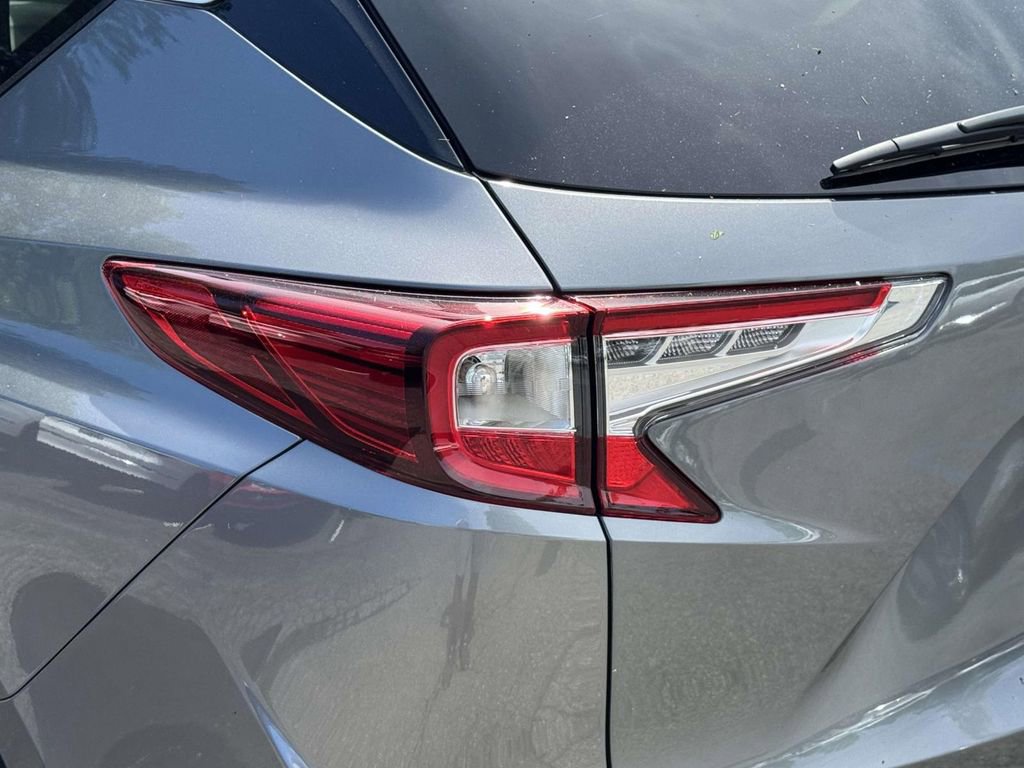 Certified 2025 Acura RDX SH-AWD w/ Technology Package image 9