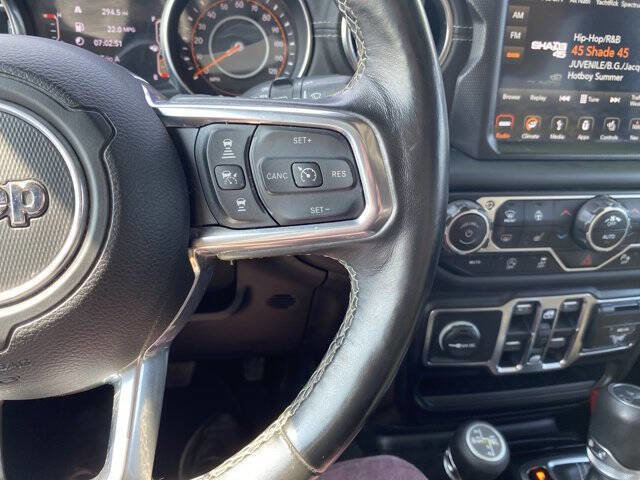 Used 2019 Jeep Wrangler Unlimited Sahara w/ Advanced Safety Group image 15